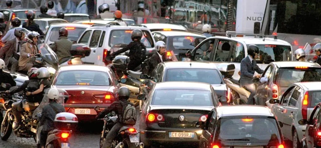 Il parco auto italiano è sempre più vecchio, 12 anni e 2 mesi