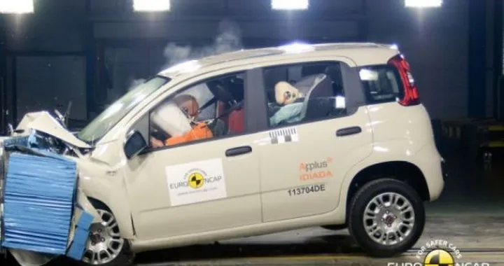 Fiat Panda: la risposta alle 4 stelle della nuova Panda