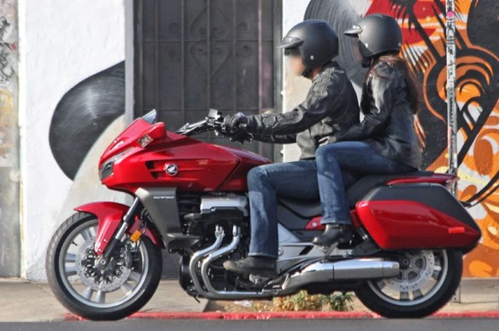 Foto spia Honda CTX 1300 2014