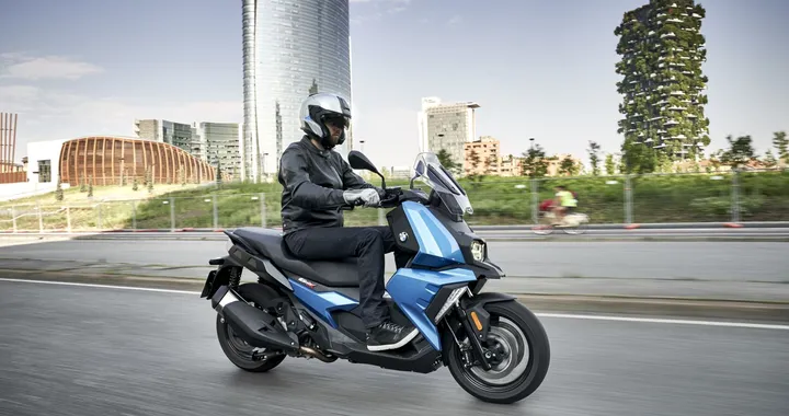 BMW C 400 X: informazioni e prezzi del Model Year 2019