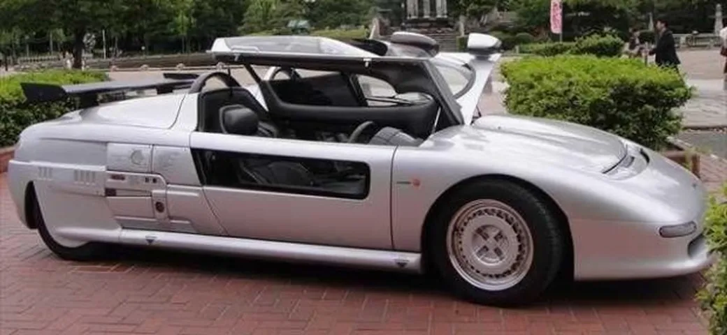 Va in vendita il primo esemplare della Italdesign Aztec. Ma nessuno lo vuole
