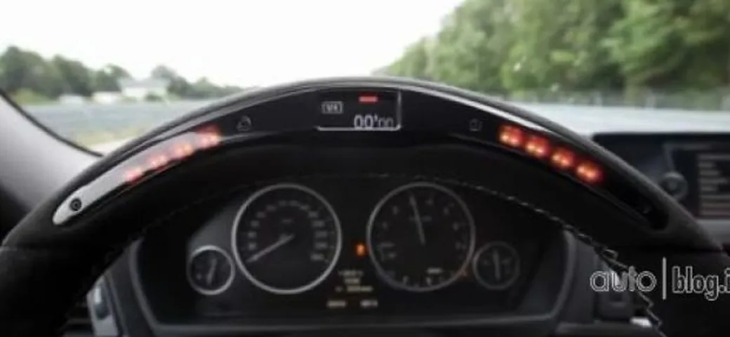 BMW: debutta l'M Performance Steering Wheel