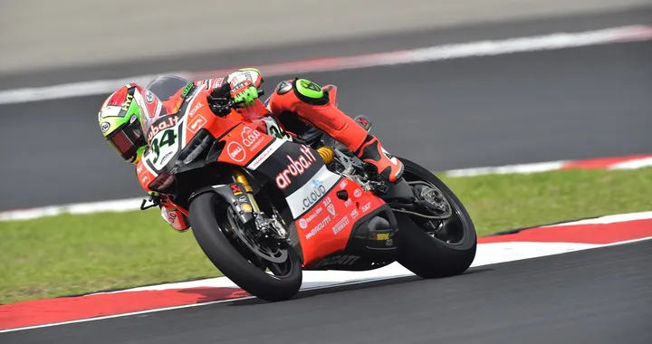 SBK, Sepang: le Ducati rincorrono nel Day-1