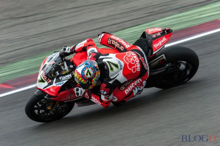 Sbk, trionfa Davies “Re” del Santerno. Melandri a podio. Ducati davanti alle 