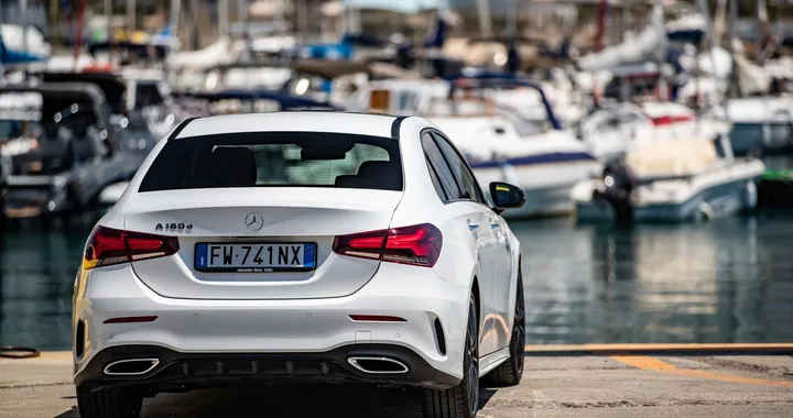 Mercedes Classe A Sedan: il fascino della berlina