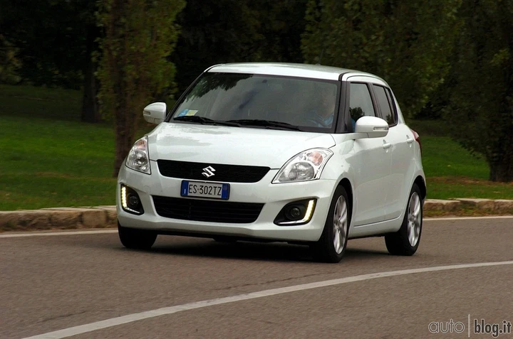 Suzuki Swift: arrivano le versioni B-Unique e B-Road