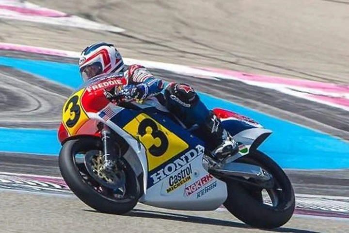 In vendita una Honda RS 500 R del 1988