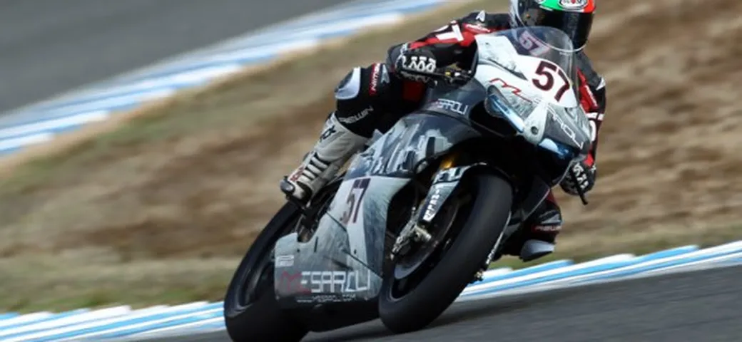 SBK Jerez, Lanzi precede le 1199 Panigale con la Ducati 1098R: 