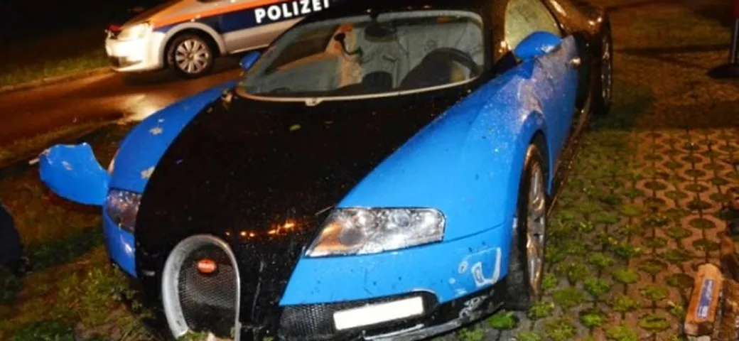 Bugatti Veyron: incidente in Austria e vettura distrutta