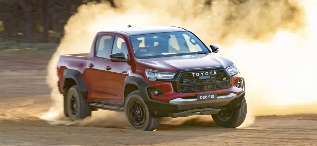 Toyota Hilux GR Sport: la versione australiana ispirata alla Dakar