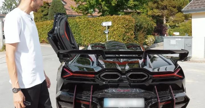Lamborghini Revuelto da 1.070 CV, l'auto dei sogni di Esteban Ocon