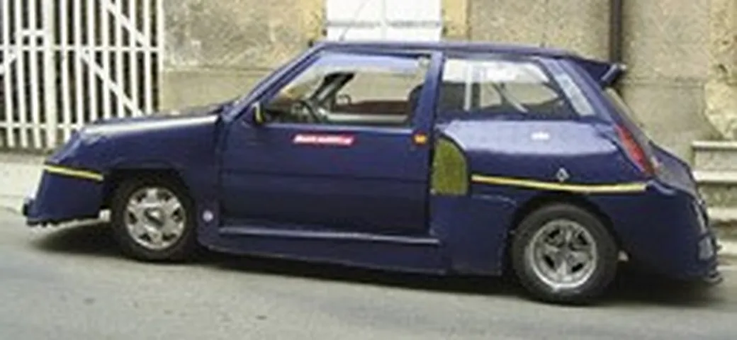 Super 5, tuning e... cartone