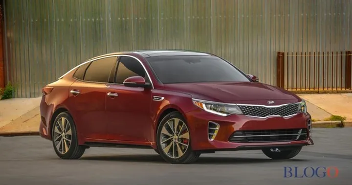 Kia Optima 2016: foto e informazioni