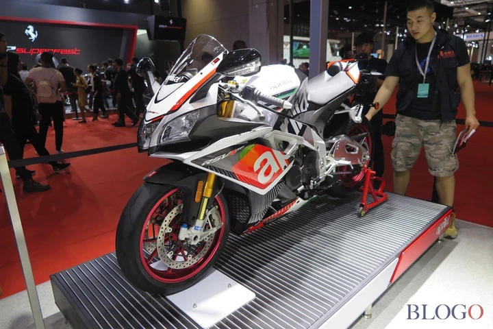 Gruppo Piaggio al Salone di Shanghai 2017 Live