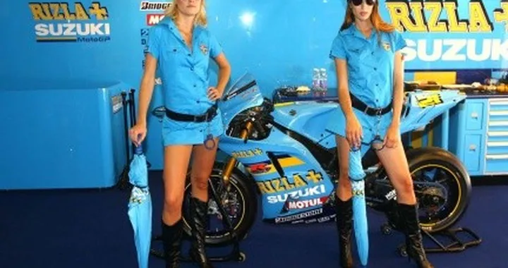 Rizla e Paddock Girls anche al Montmelò