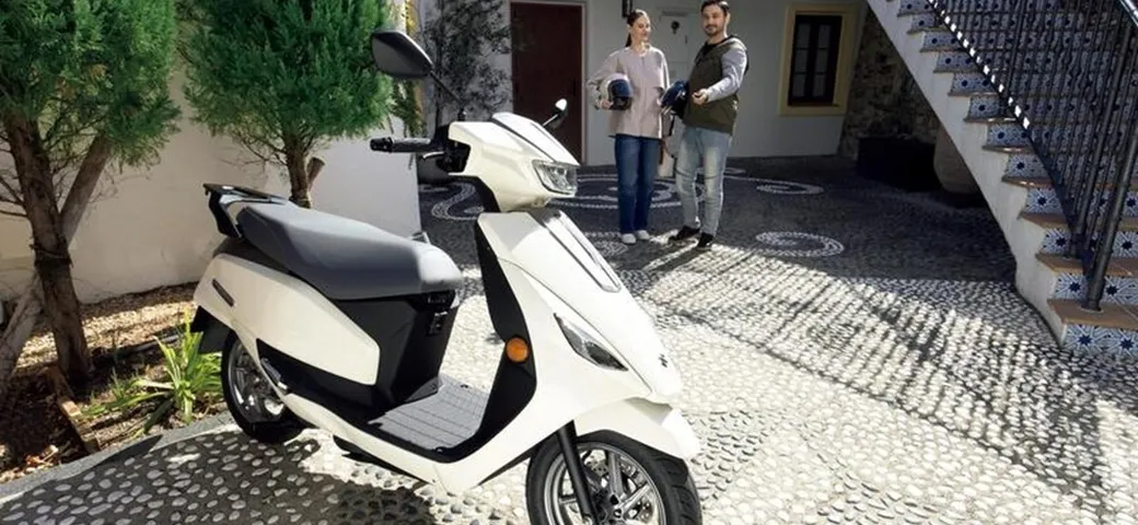 Suzuki e-Address: sipario sul primo scooter elettrico di Suzuki
