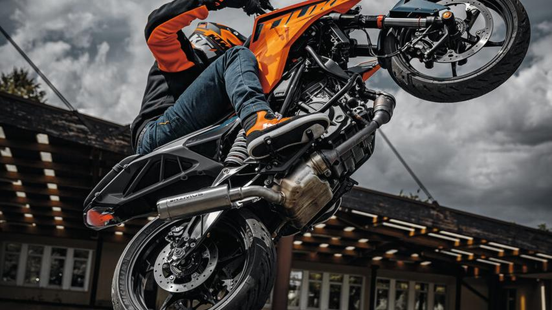 KTM Duke 2024: le 125 e 390 si aggiornano [FOTO] - Motoblog