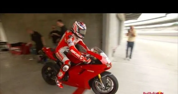 Hayden testa l'asfalto di Indianapolis con una 1198