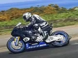 NW200: Michael Dunlop, esplode la gomma a 300 km/h
