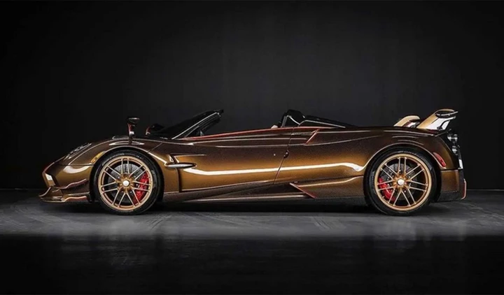 Pagani Huayra BC Roadster Supernova: la one-off dorata
