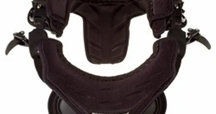 BMW introduce il Neck Brace System
