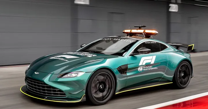 La nuova Aston Martin Vantage è la Safety Car ufficiale FIA della Formula 1