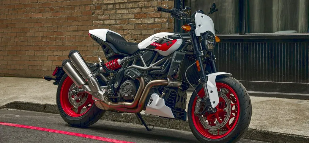 Indian FTR 1200 Sport: dedita all'asfalto