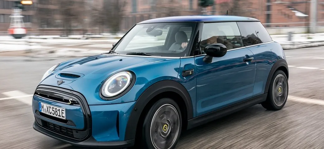 Mini Cooper SE Electric Collection: nuova serie speciale