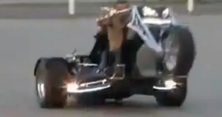 Trike regala spettacolo al supermercato | video