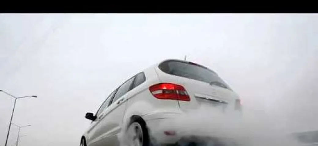 Video: Mercedes B55