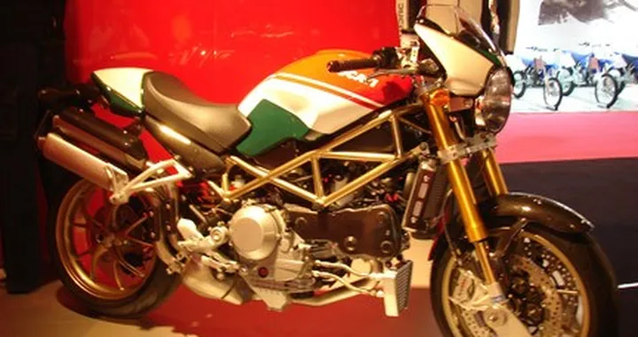 Salone di Parigi: Ducati Monster S4R S Tricolore