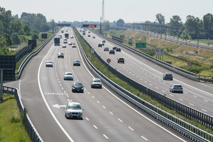 Autostrade, aumento dei pedaggi: una misura inopportuna e impopolare