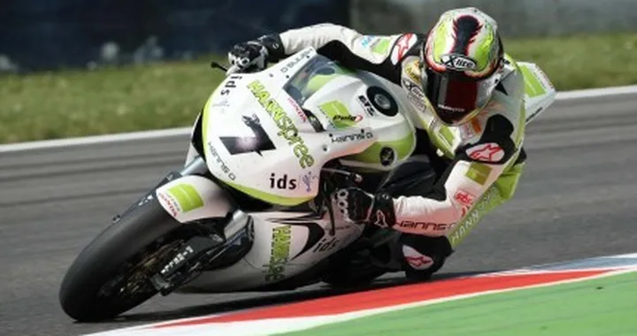 Ten Kate: "La Fireblade 2008? Una moto tutta da scoprire"