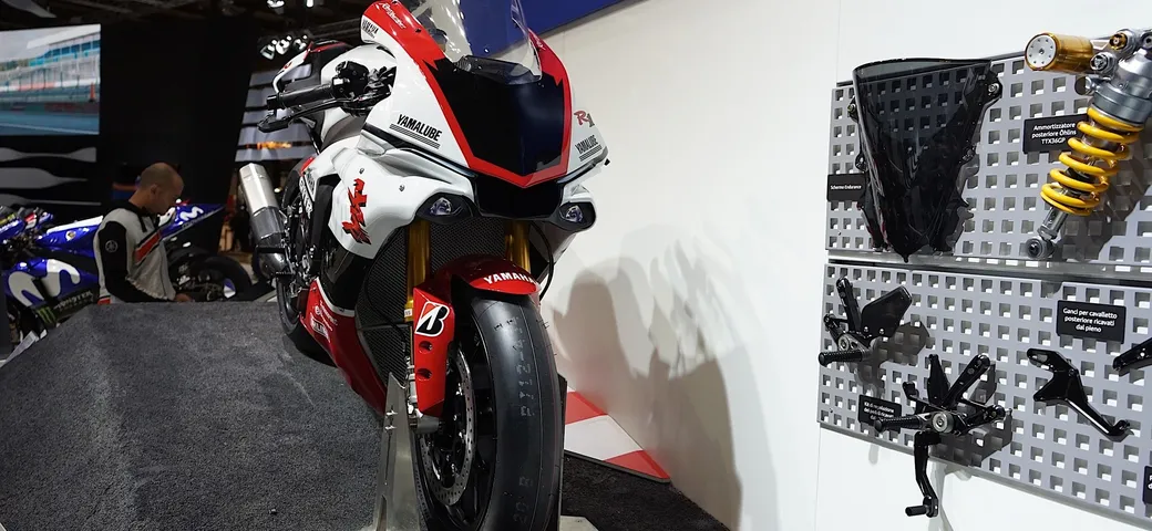 EICMA 2018: Yamaha YZF-R1 GYTR per celebrare il 20º anniversario