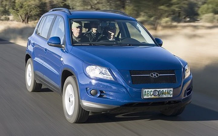 Volkswagen Tiguan: foto spia vedo-non-vedo