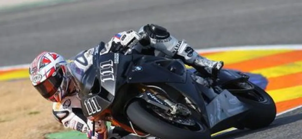 WSBK: BMW a Valencia test positivi per Corser e Xaus