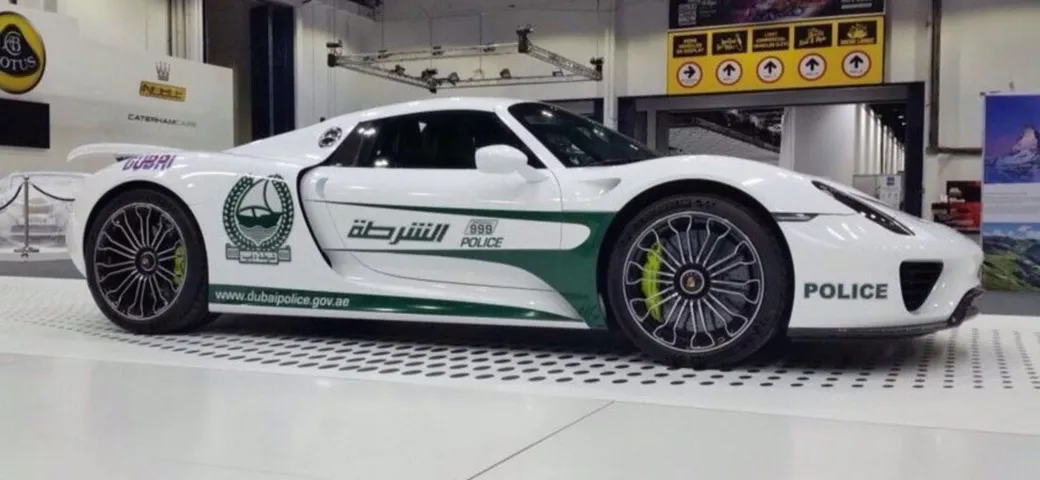 La Porsche 918 Spyder della Polizia di Dubai