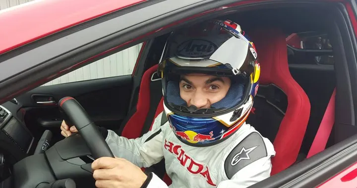 Marquez e Pedrosa provano la Honda Civic Type-R