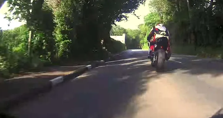 TT 2017: Josh Brookes sulla Norton SG6 [Video]