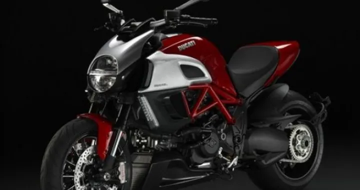 Ducati: richiamo per Diavel e Multistrada, problemi al bloccasterzo elettronico