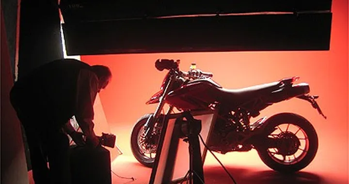 "Scatti" per la Ducati Hypermotard