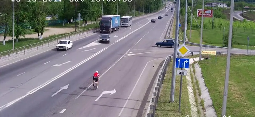 Russia: ciclista investito