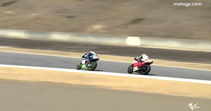 Sorpasso di Marquez su Rossi a Laguna Seca 2013
