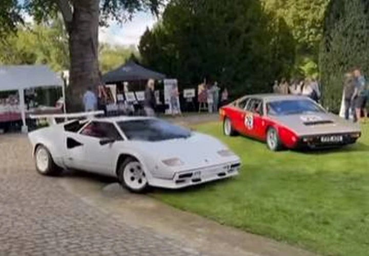 Lamborghini Countach ferita su una gobba | Video