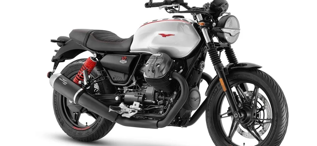 Moto Guzzi V7 Stone Ten svelata al Motor Bike Expo 2024