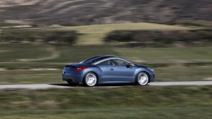 Peugeot: primo richiamo per la RCZ