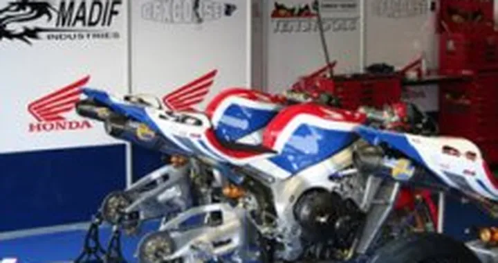 SBK: Martin rompe con DFX, gli subentra Morelli