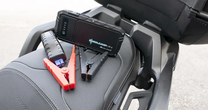 Midland Enerjump MINI: avvia la moto e carica i device