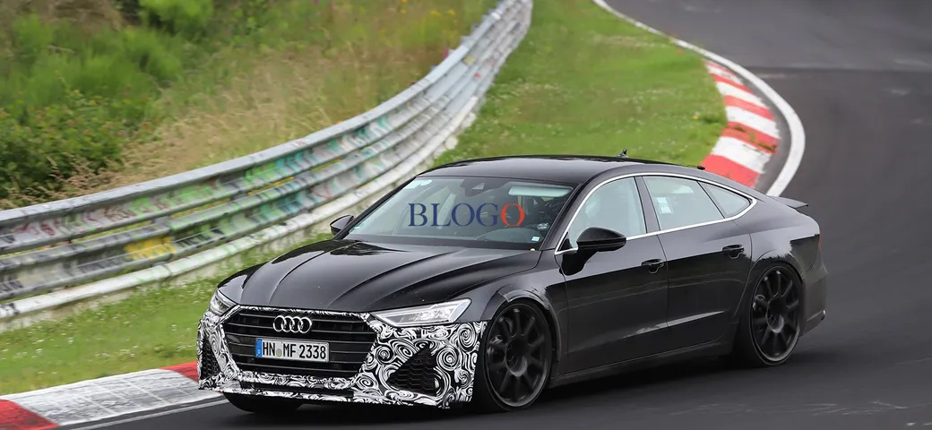 Audi RS7: foto spia della Sportback