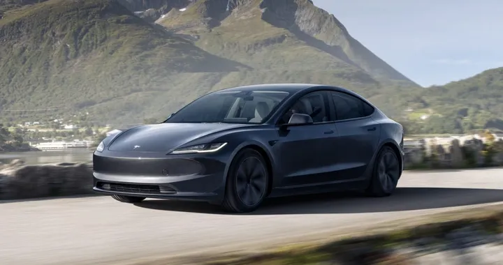 Tesla Model 3, l'aggiornamento introduce importanti cambiamenti